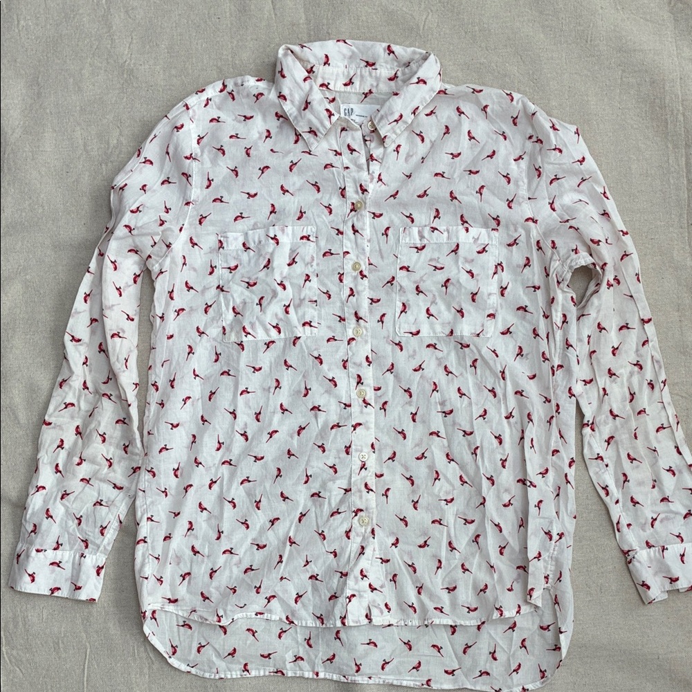 GAP White Button-Down Shirt with Red Bird all over, Medium Boyfriend Fit